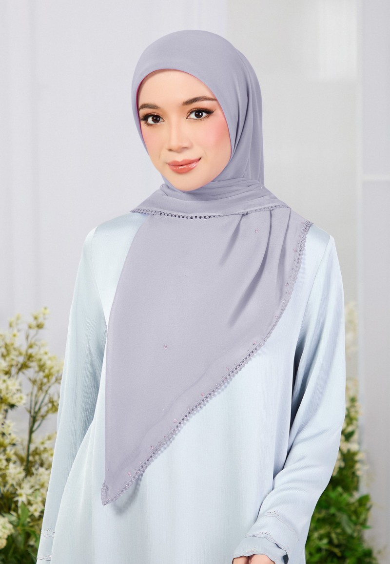 SQ ELVA BLUME VOILE LACE DIAMOND