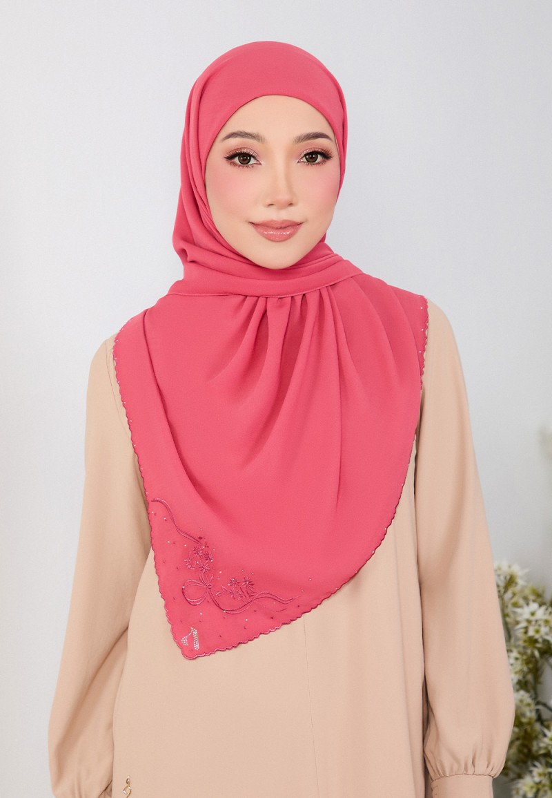 SQ FLUERITH PLAIN EMBROIDERY DIAMOND