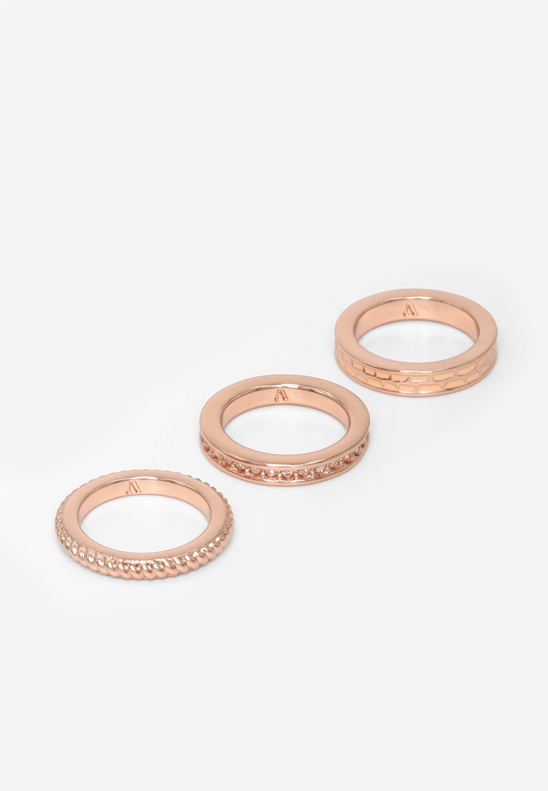 DAINTY SET RING
