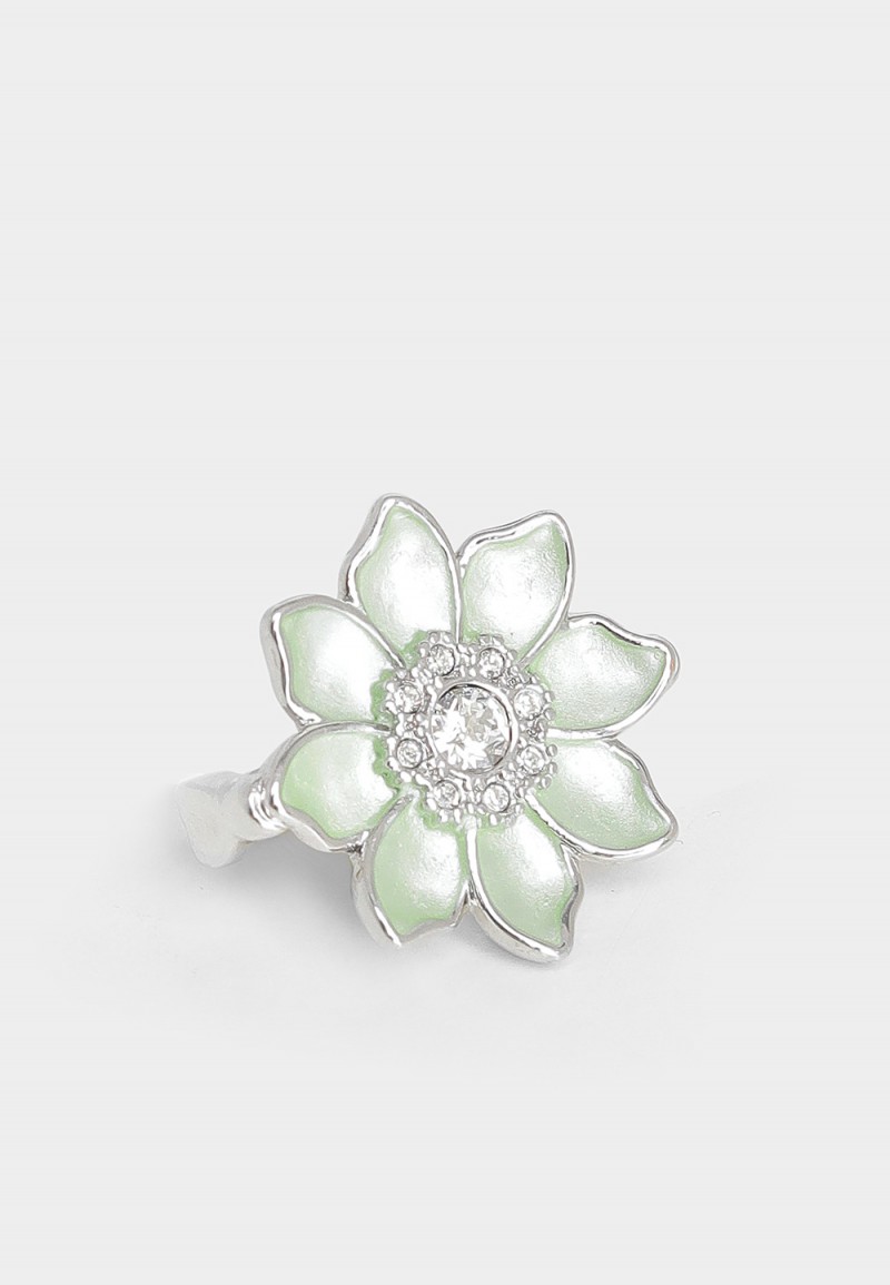 DAISY BROOCH