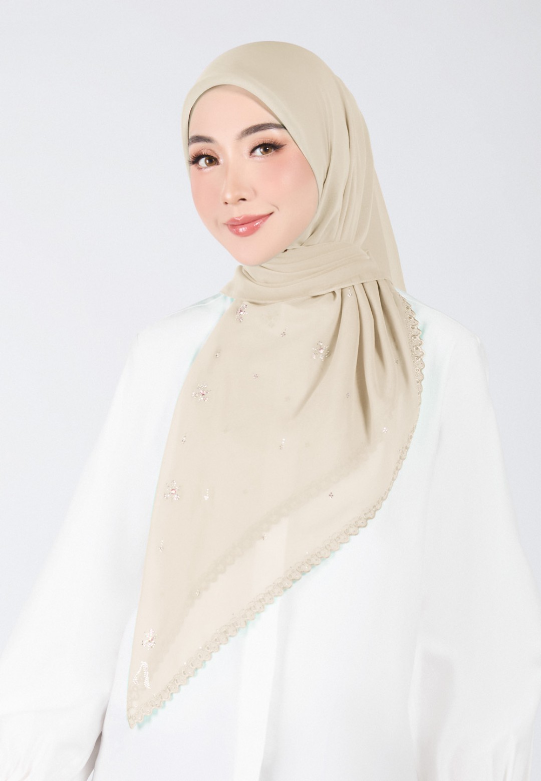 SQ ARIA GLEAM VOILE EMBROIDERY DIAMOND