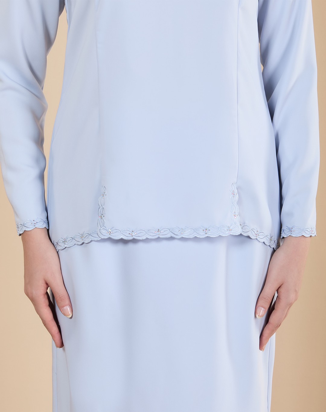 EISLEY BAJU KURUNG