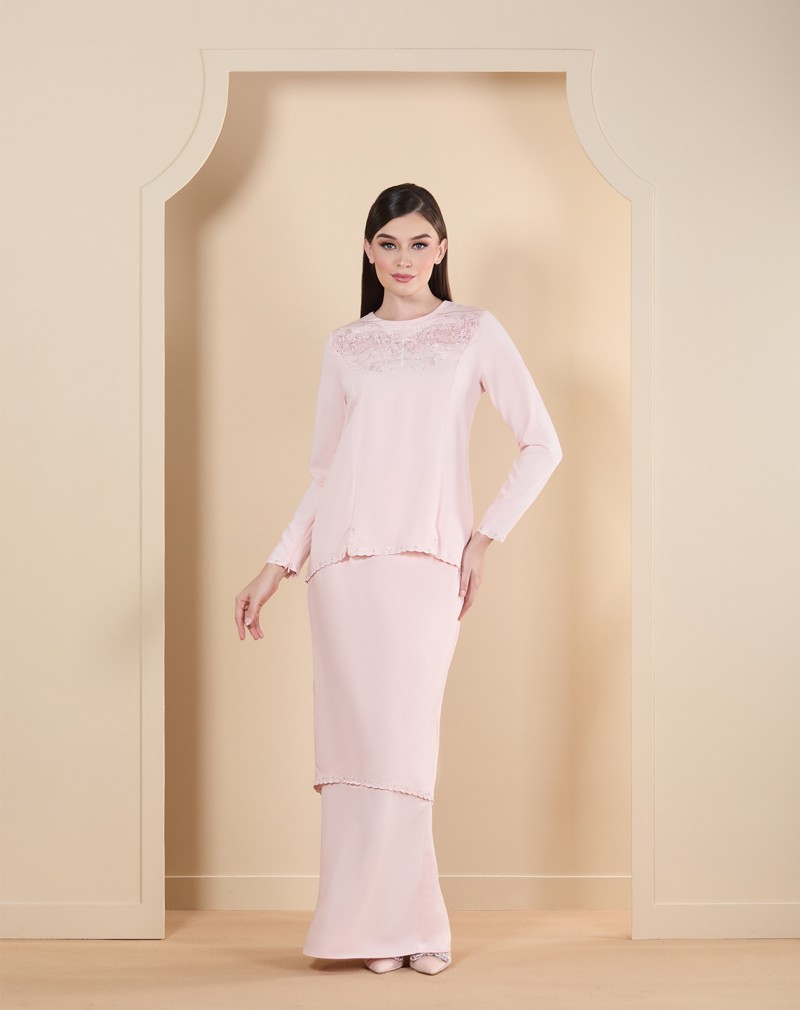 EISLEY BAJU KURUNG