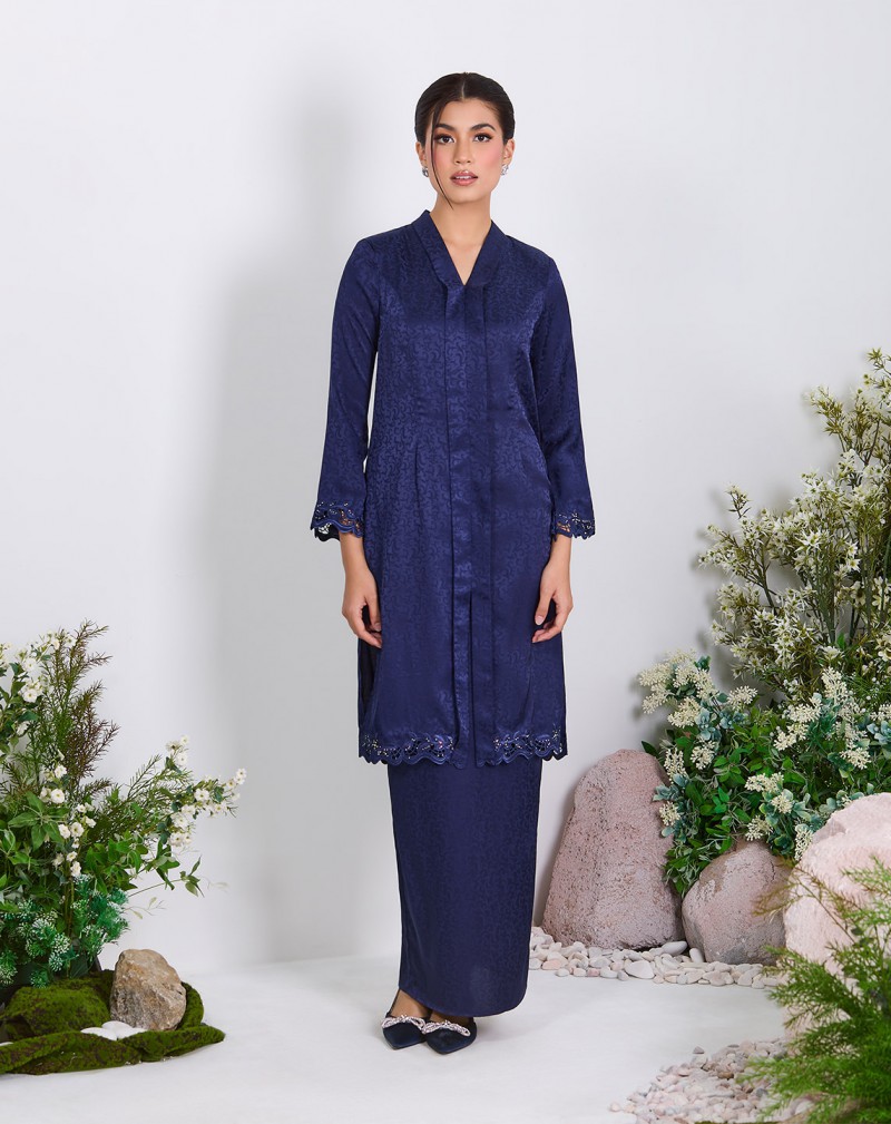 ELEESYA BAJU KURUNG