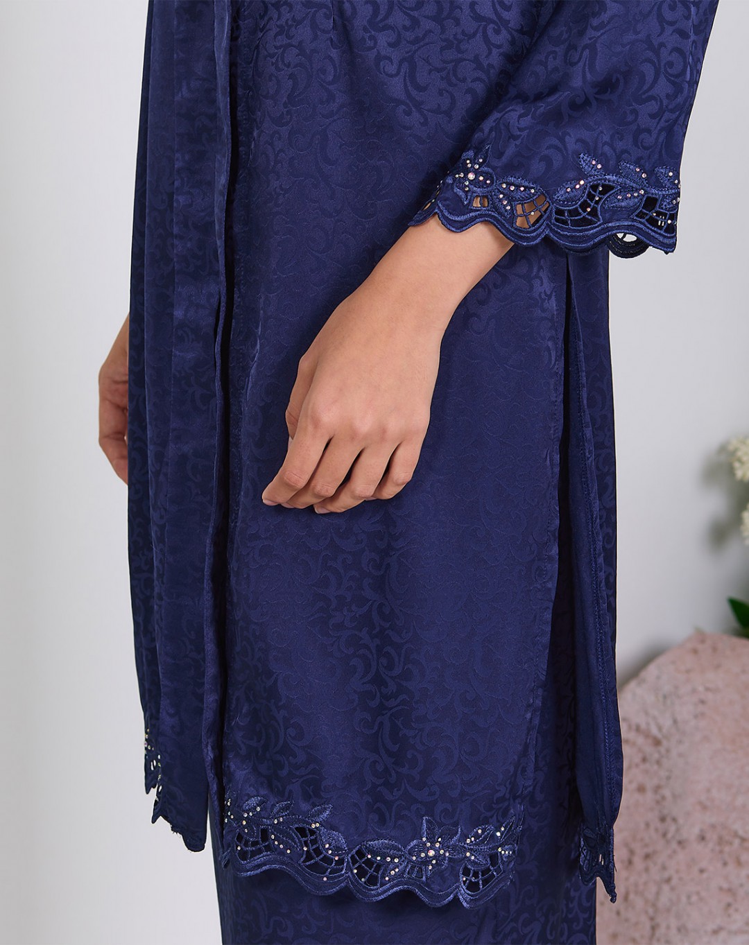 ELEESYA BAJU KURUNG