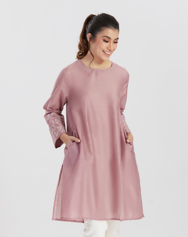 ELOWYN TUNIC BLOUSE