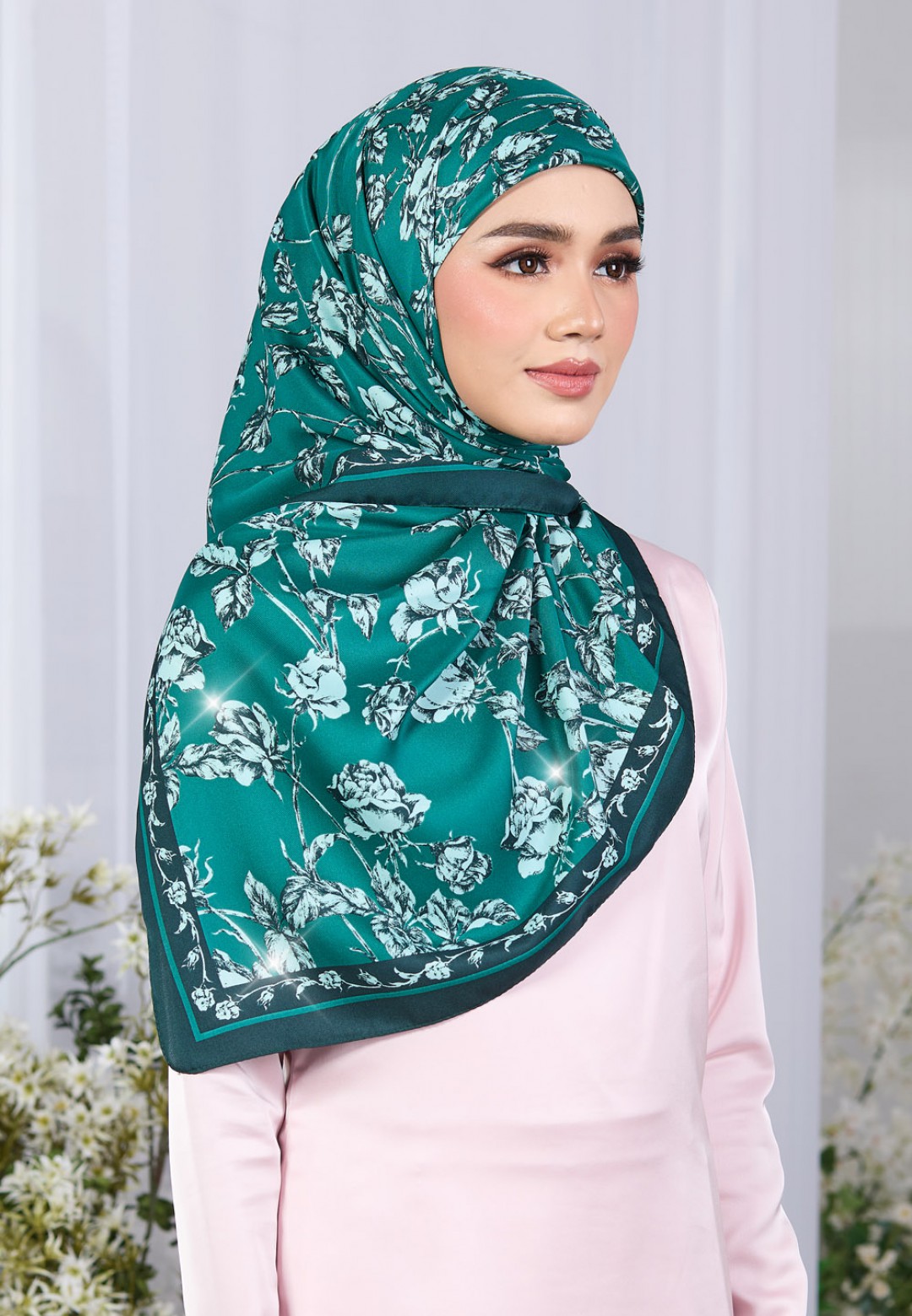 SQ NISREEN TWILL PTD DIAMOND