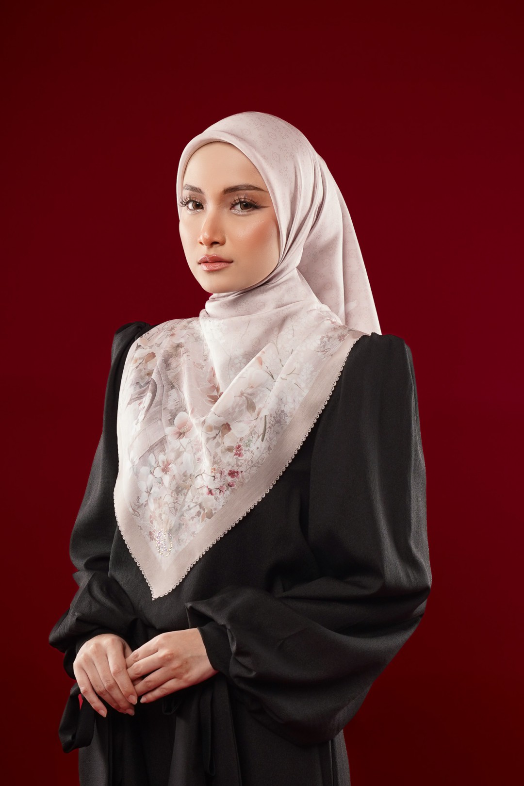 SQ EMIRA VOILE PTD LASERCUT 189