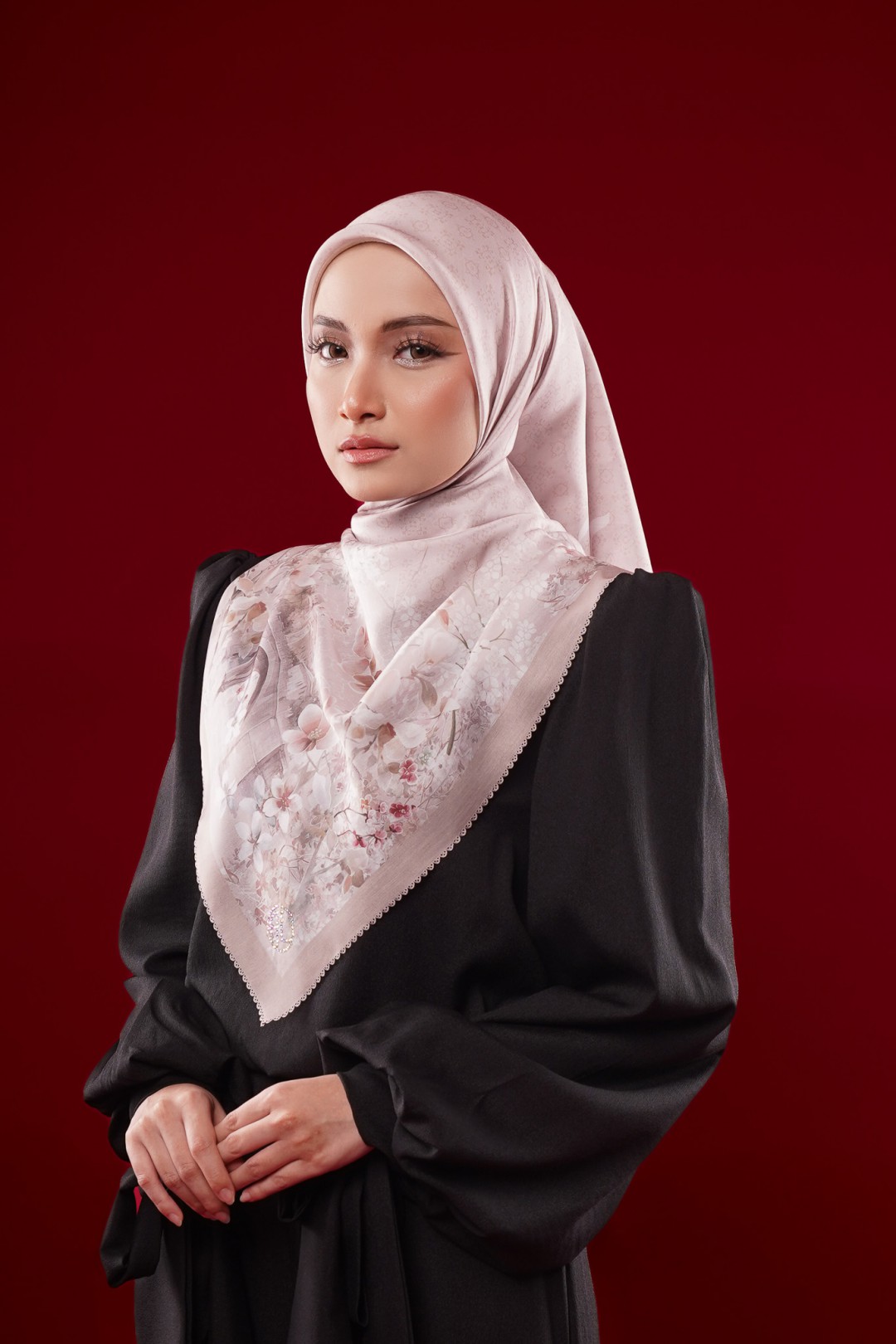 SQ EMIRA VOILE PTD LASERCUT 189
