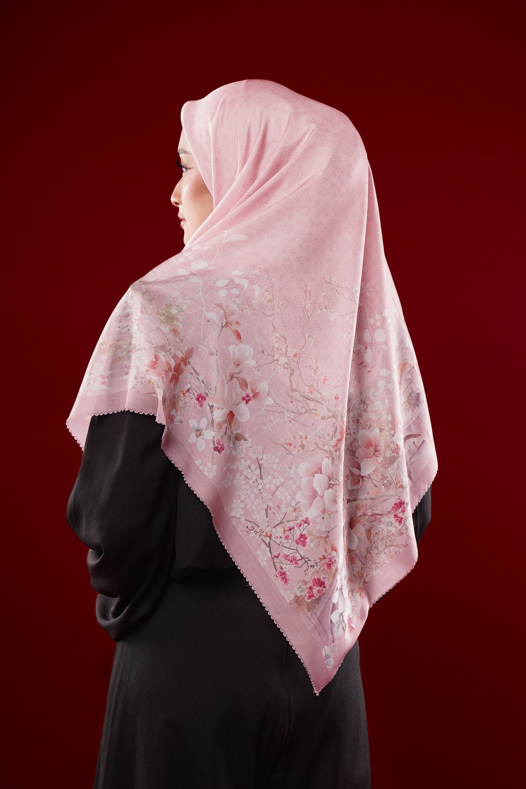 SQ EMIRA VOILE PTD LASERCUT 189