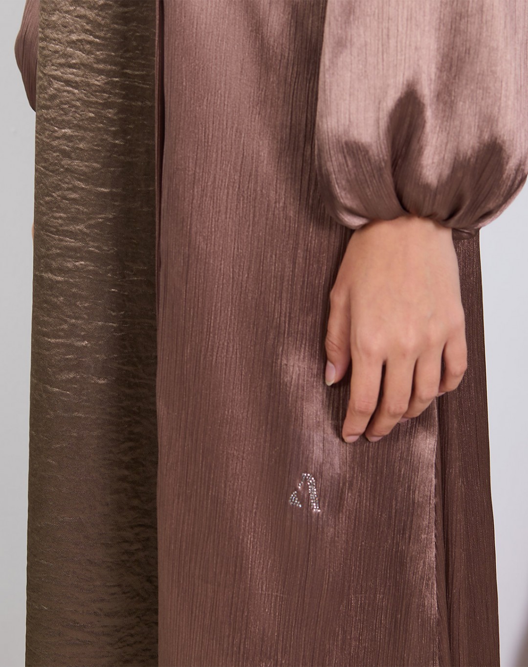 ENAYA JUBAH