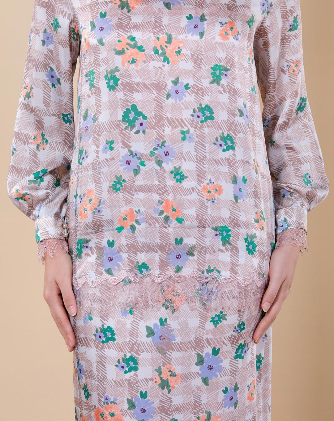 EVALIA BAJU KURUNG