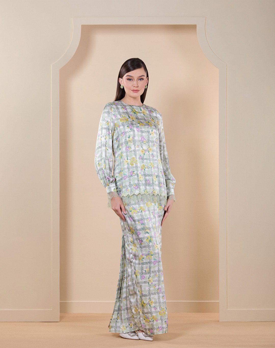 EVALIA BAJU KURUNG