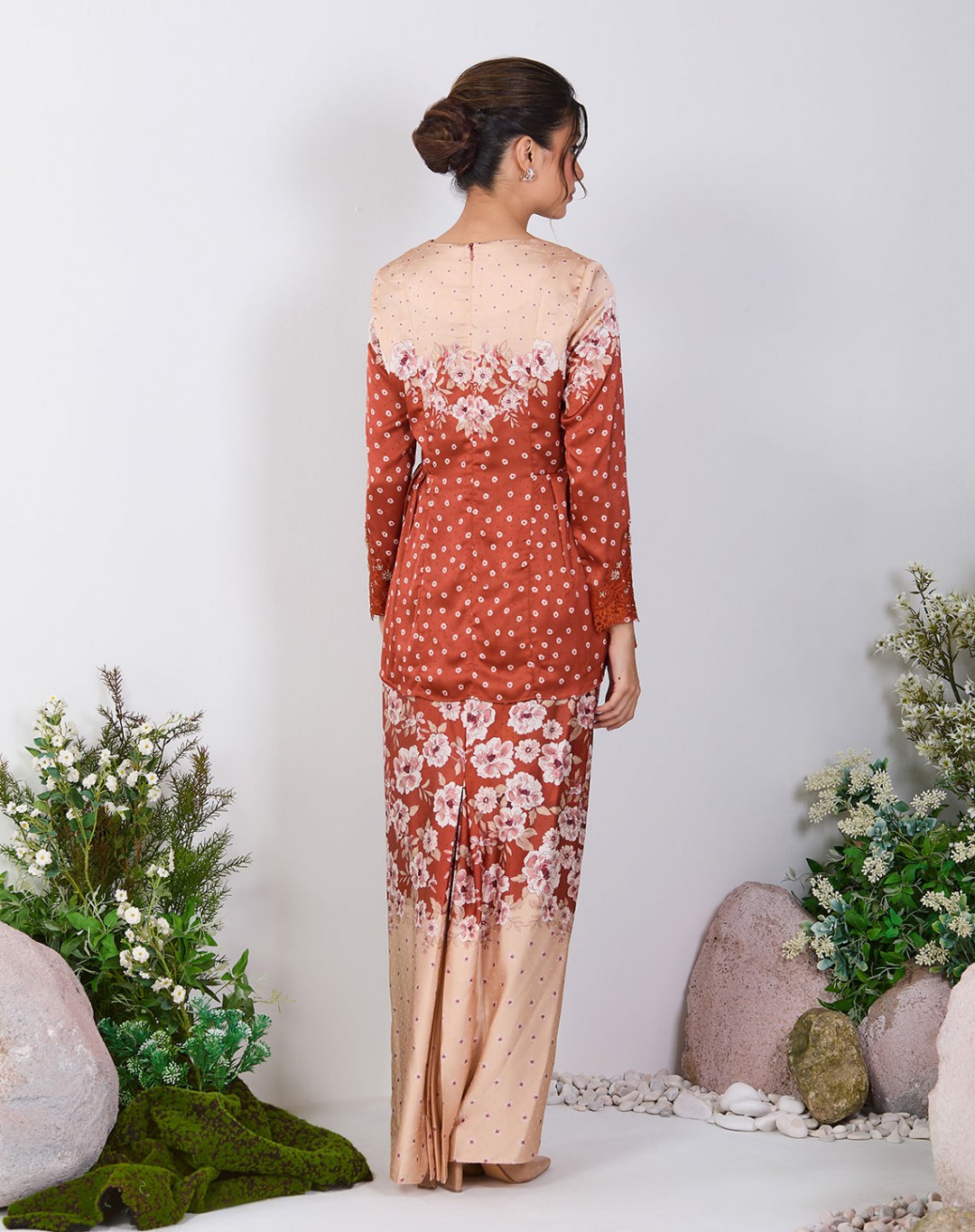 FAHEERA BAJU KURUNG