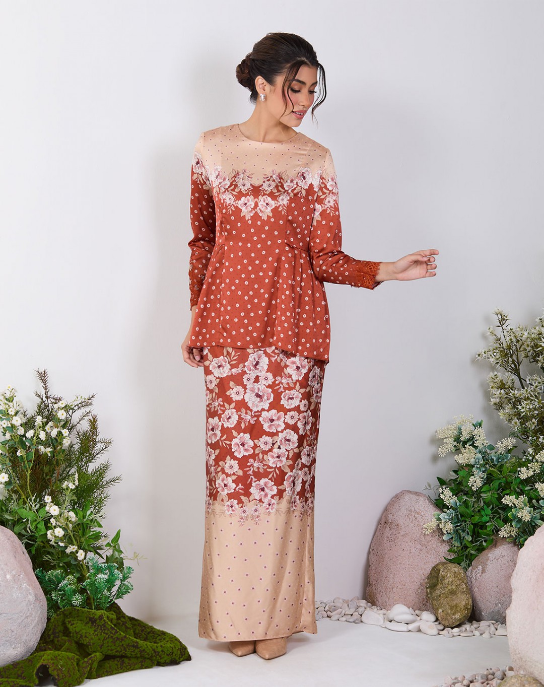 FAHEERA BAJU KURUNG