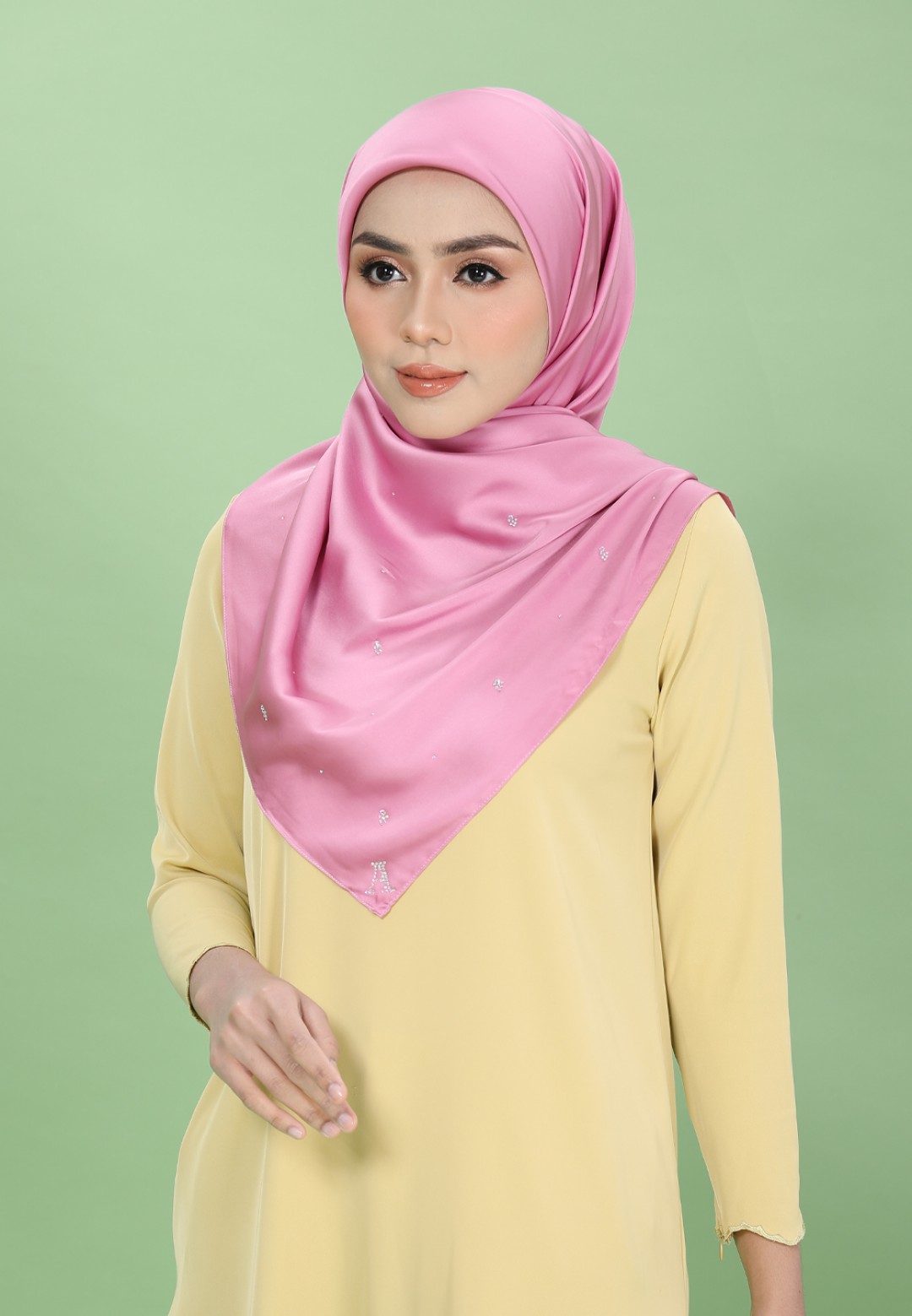 SQ RAZZLE PLAIN DIAMOND 219