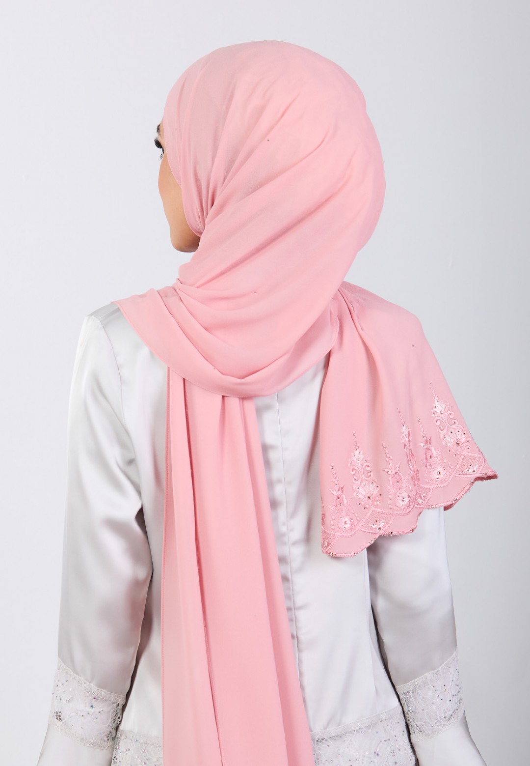 SHAWL NABIELAH PLAIN EMBROIDERY DIAMOND