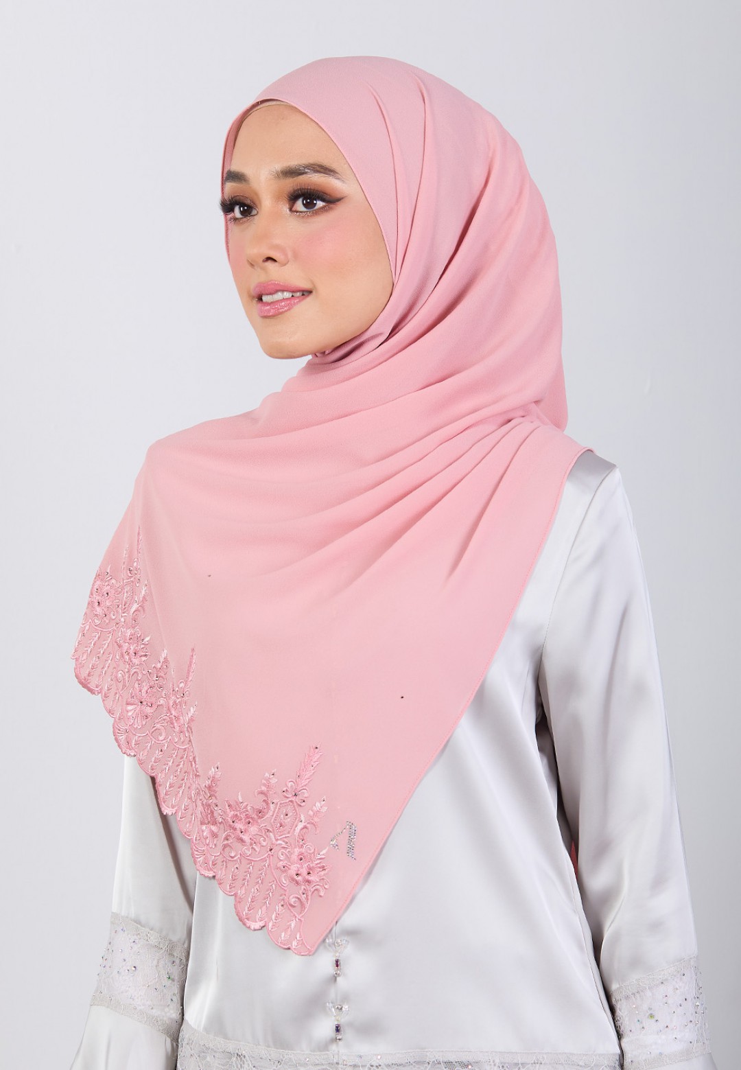 SHAWL MARHAYNE PLAIN EMBROIDERY DIAMOND