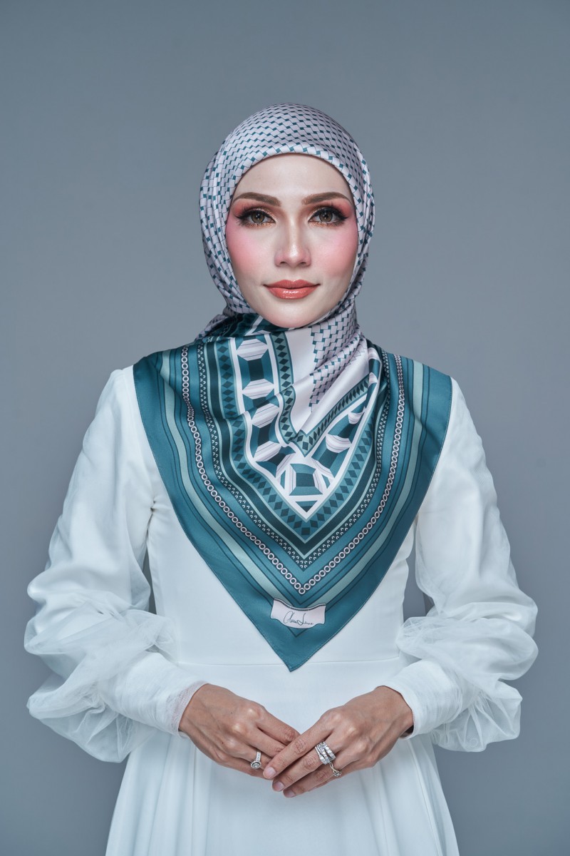 SQUARE RALISA PRINTED 179