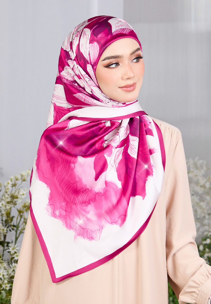 SQ LILIORA GRACE PRINTED DIAMOND