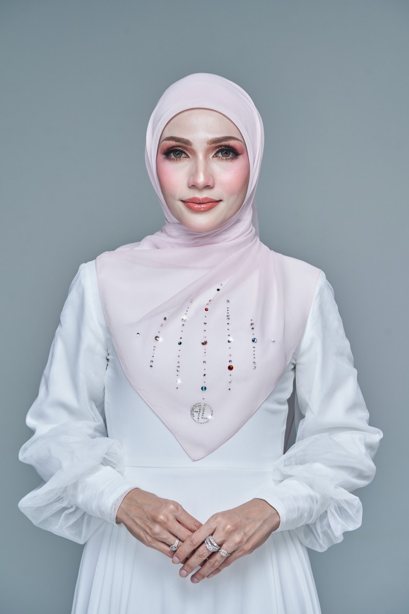SQ RIKA VOILE PLAIN DIAMOND
