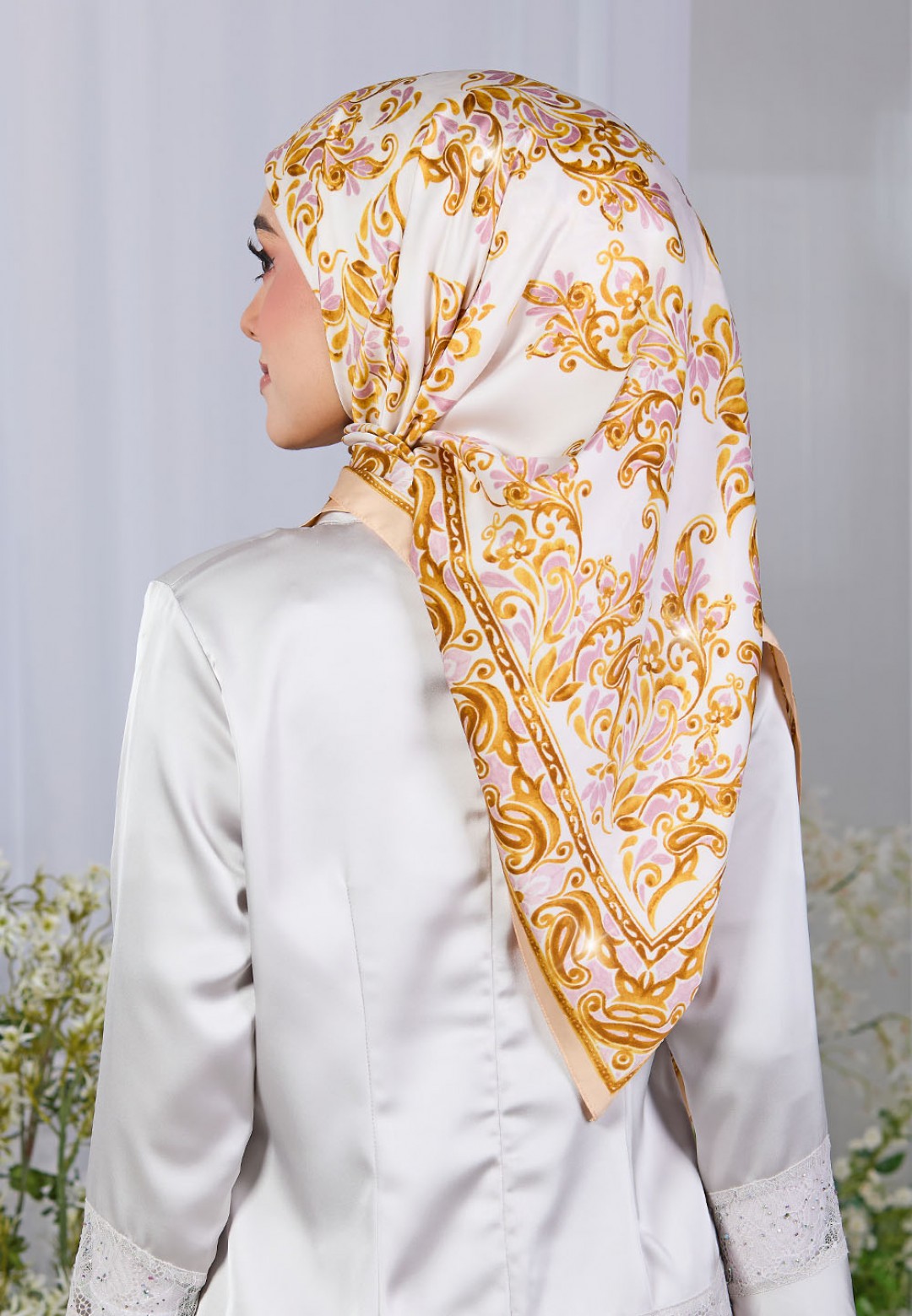 SQ LUXELILY PRINTED DIAMOND