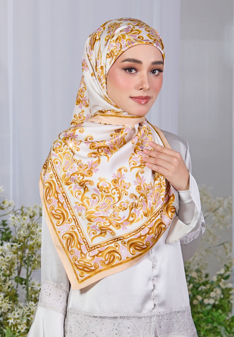 SQ LUXELILY PRINTED DIAMOND