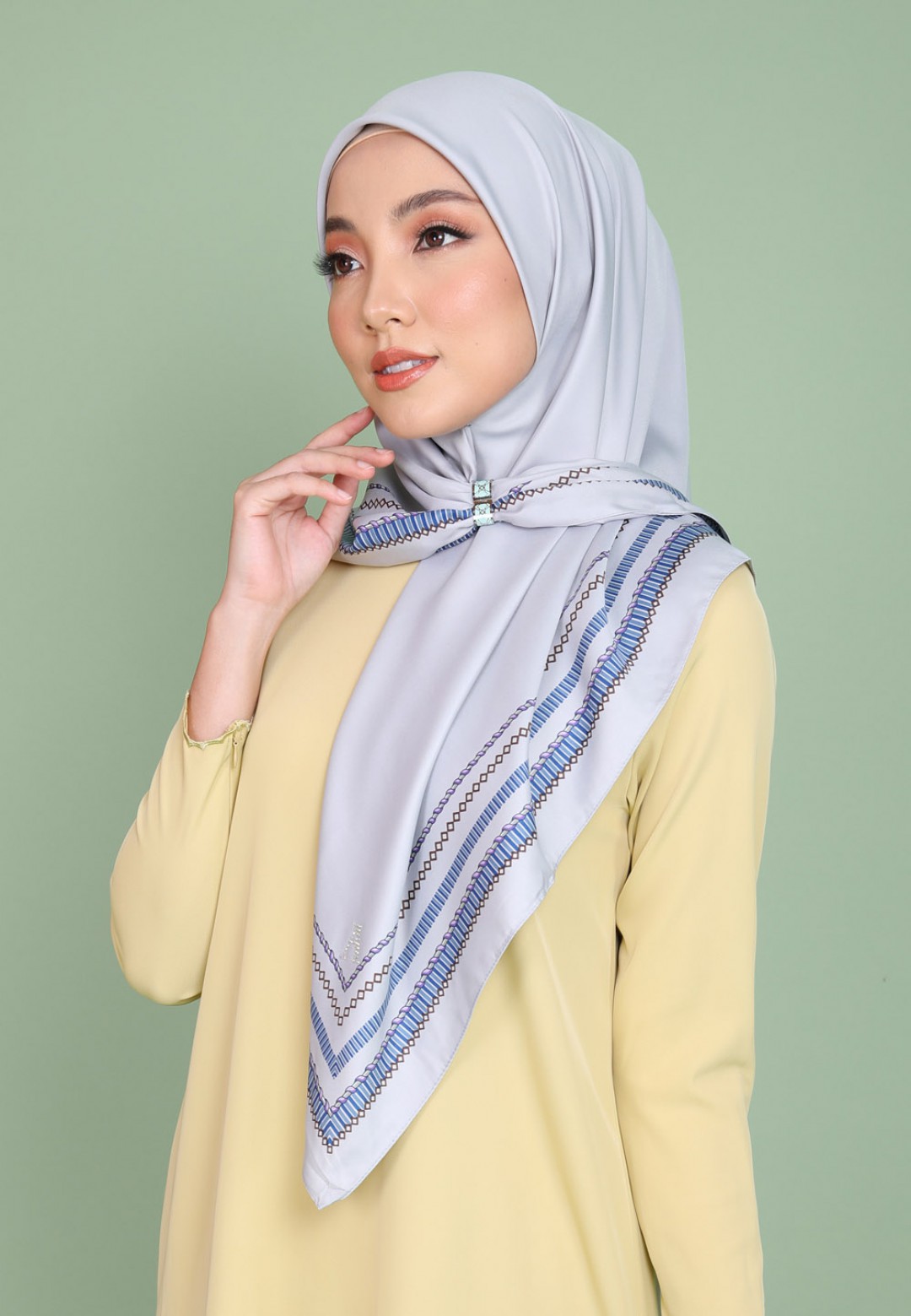 SQ HAZEL TWIST TWILL PTD 190