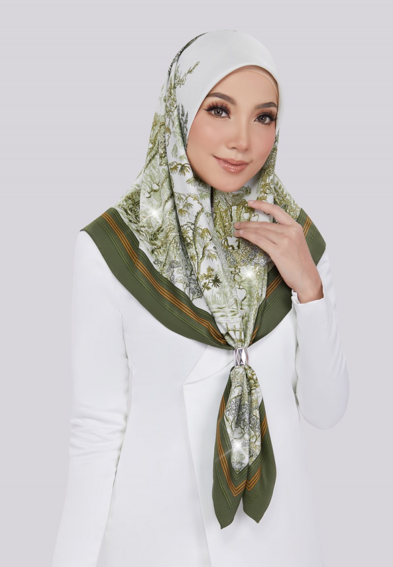 SQ ENCHANTED FOREST TWILL PTD  DIAMOND 289