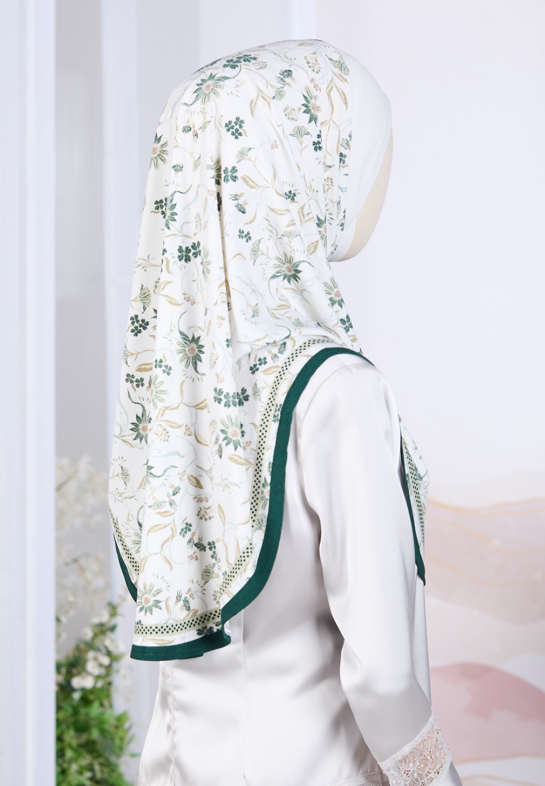 TIARA SAFIRA STD S/A