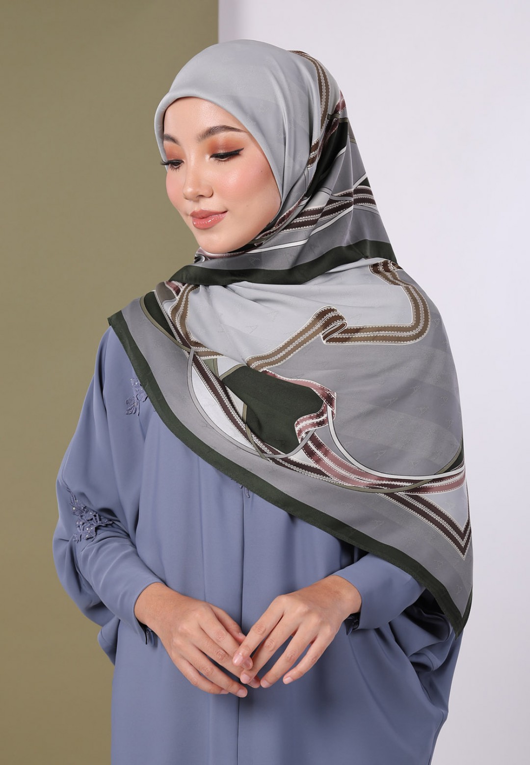 SQ IVY TWILL PTD 190
