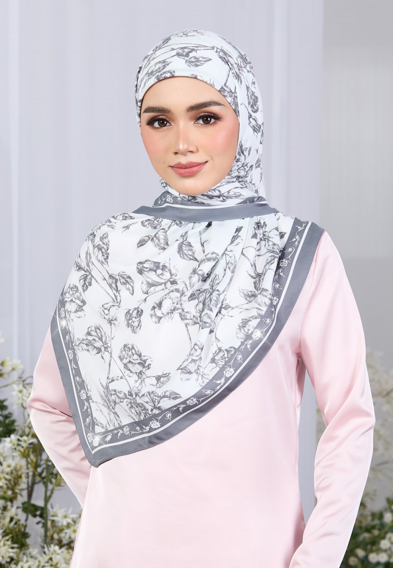 SQ NISREEN TWILL PTD DIAMOND