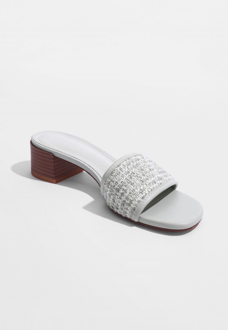 NISA SANDALS