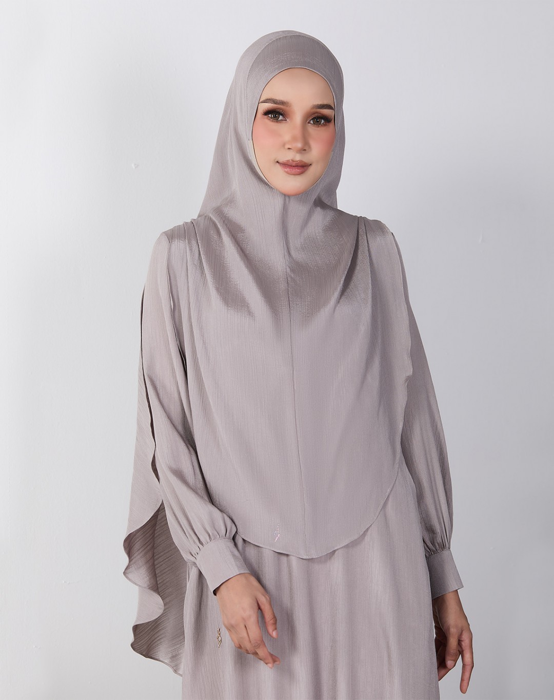 HASNAA JUBAH