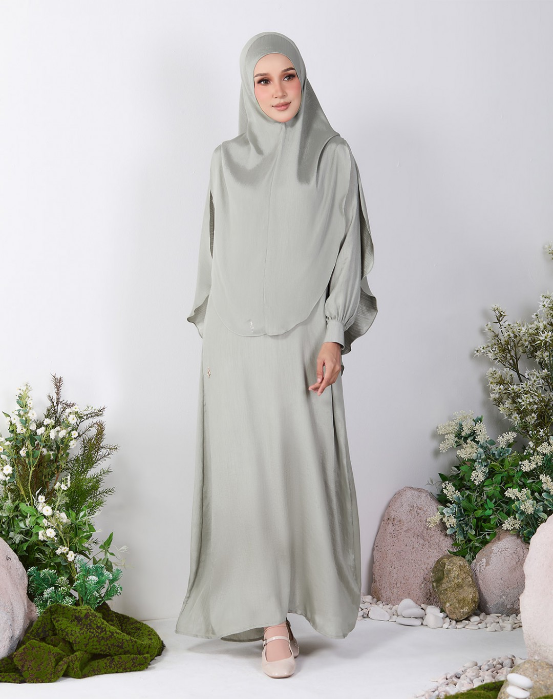 HASNAA JUBAH