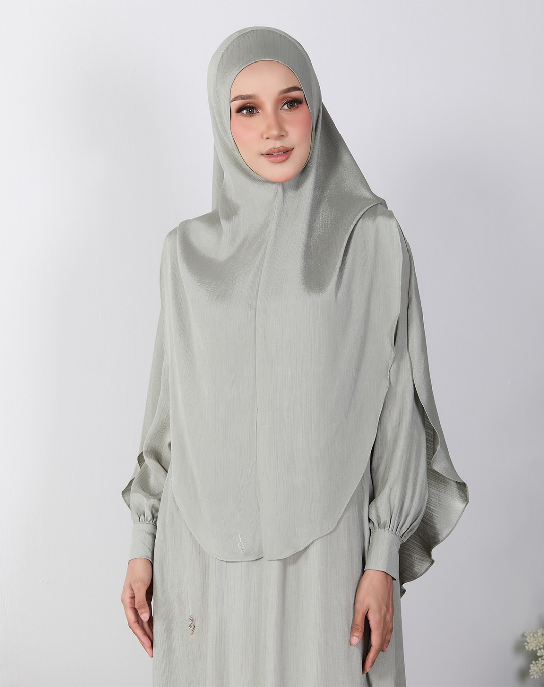HASNAA JUBAH