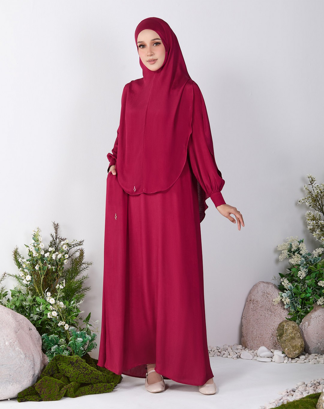 HASNAA JUBAH