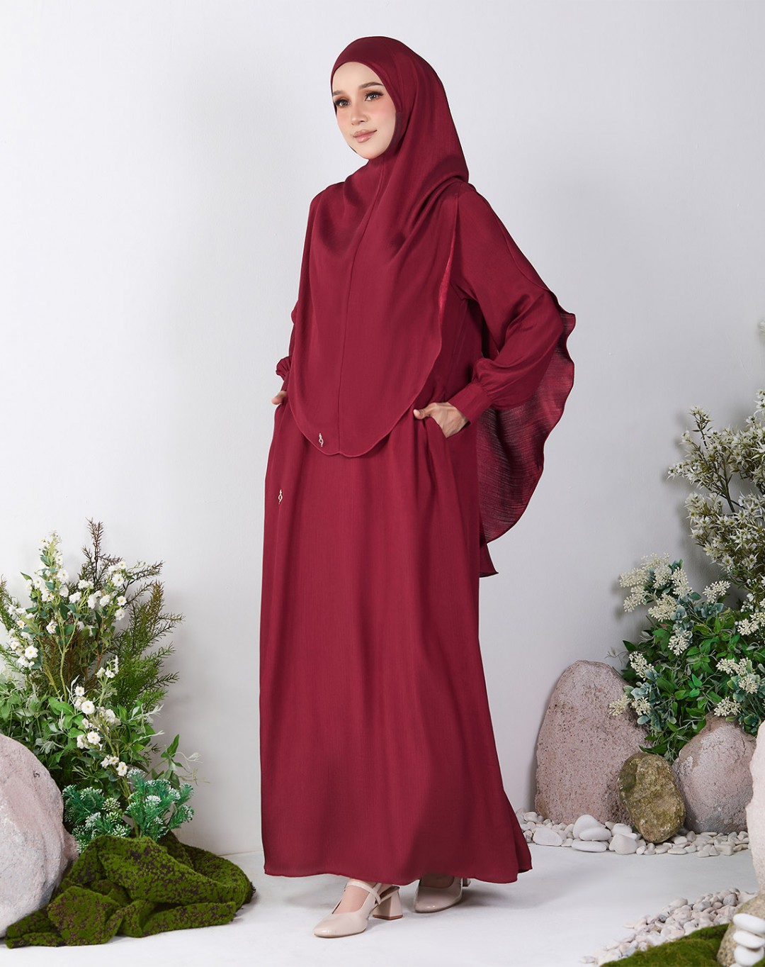 HASNAA JUBAH