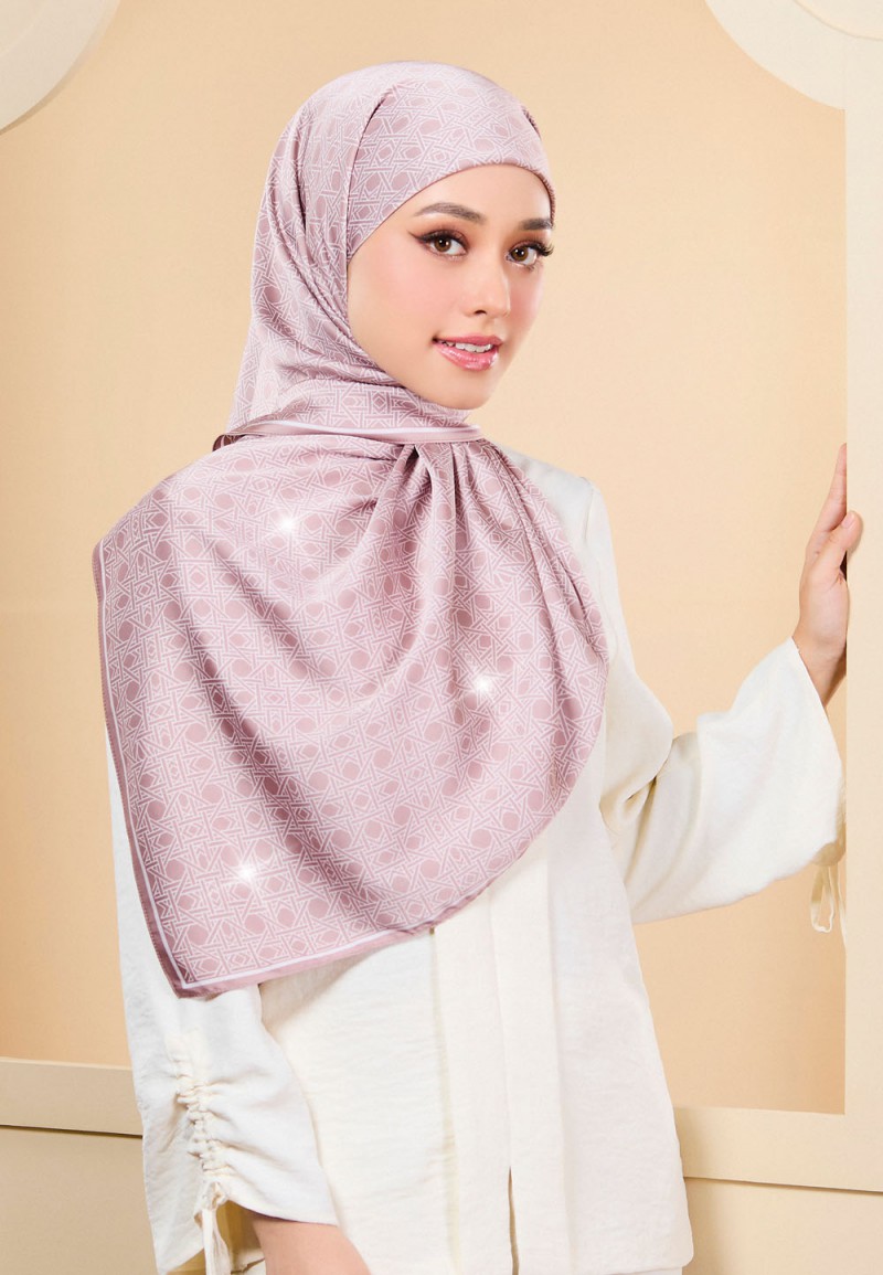 SQ REESE PRINTED DIAMOND