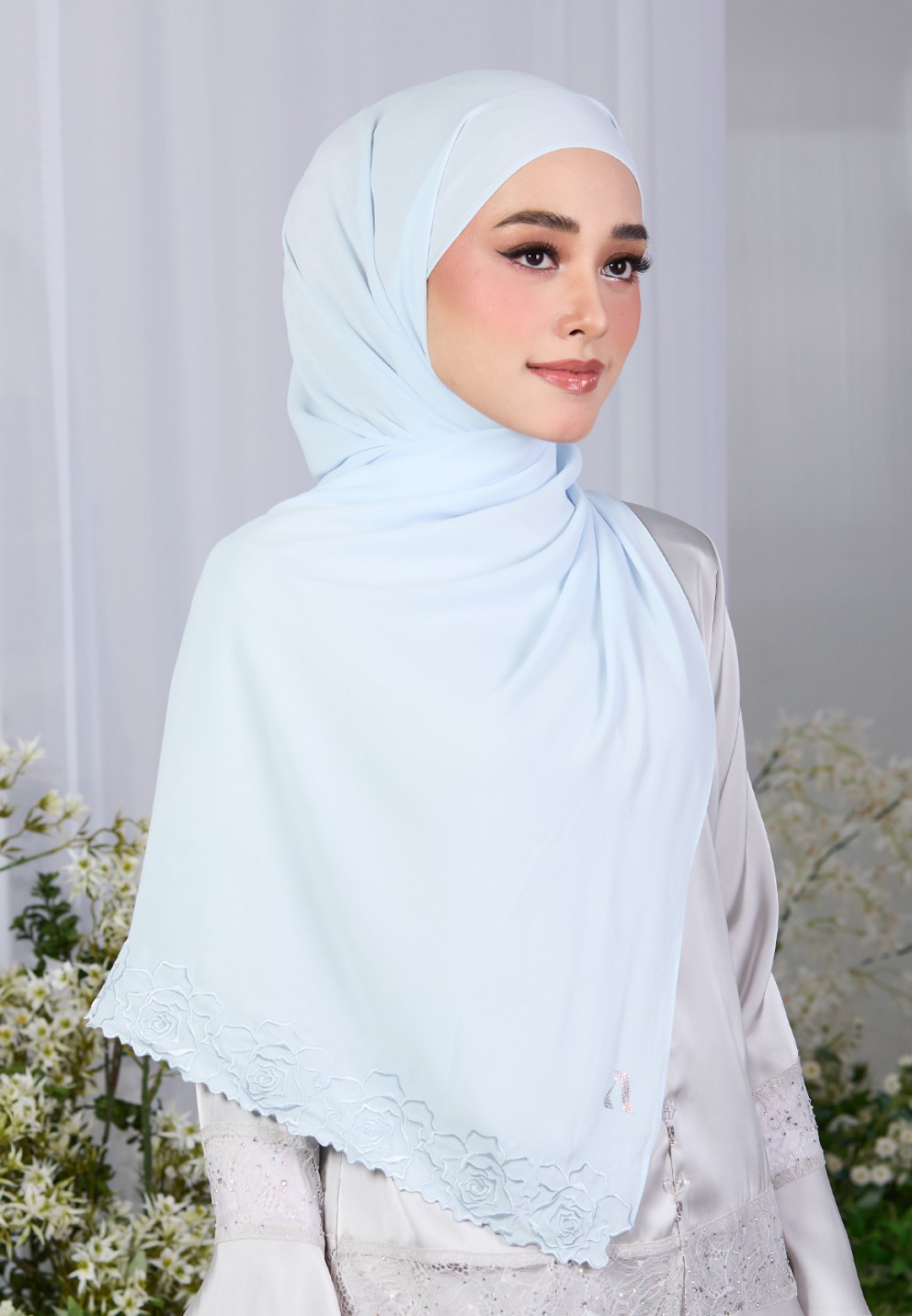 SHAWL ROSELITH PLAIN EMBROIDERY