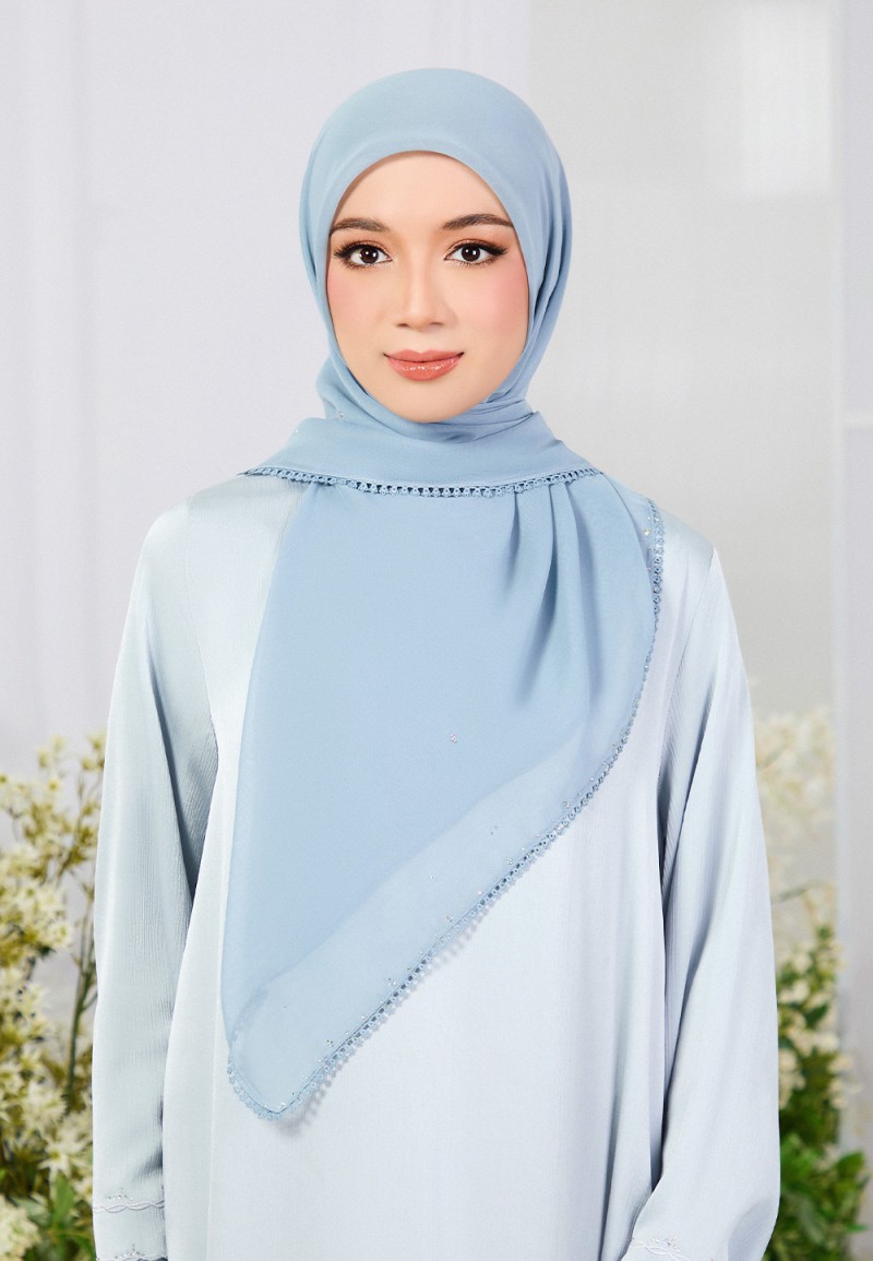 SQ ELVA BLUME VOILE LACE DIAMOND