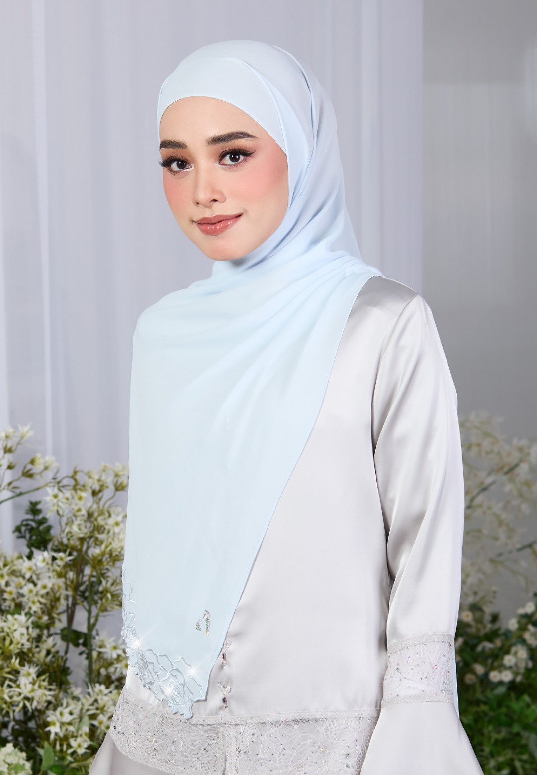 SHAWL ROSELITH PLAIN EMBROIDERY DIAMOND