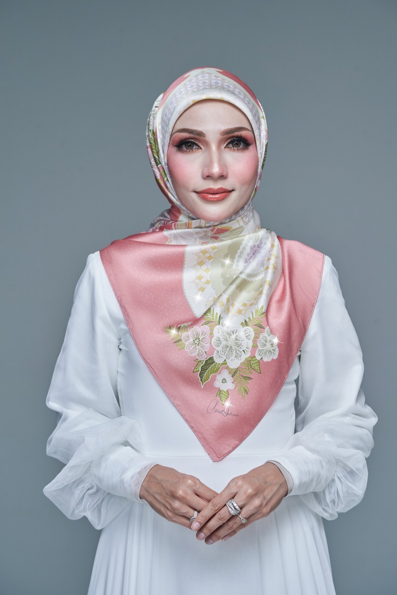 SQUARE ANGGUN PRINTED DIAMOND 279