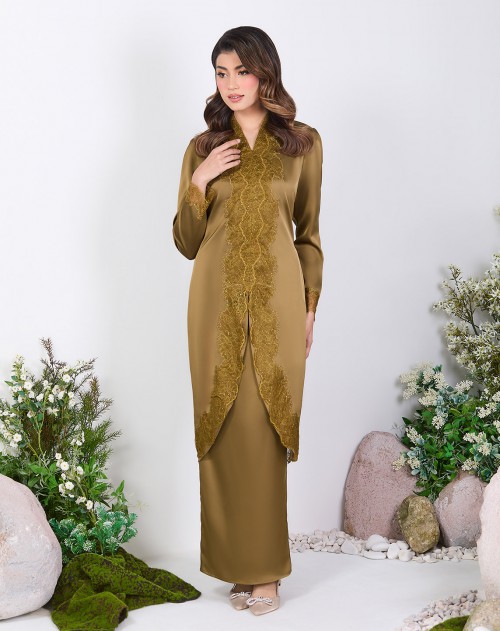IRIS BAJU KURUNG