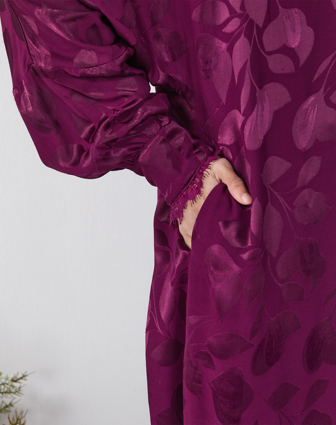 ISLAA JUBAH