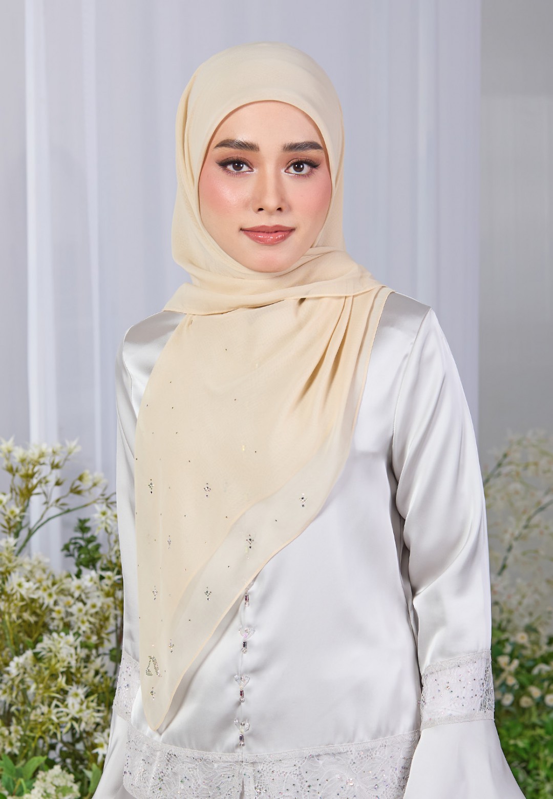 SQ FLUERESCIA VOILE PLAIN DIAMOND