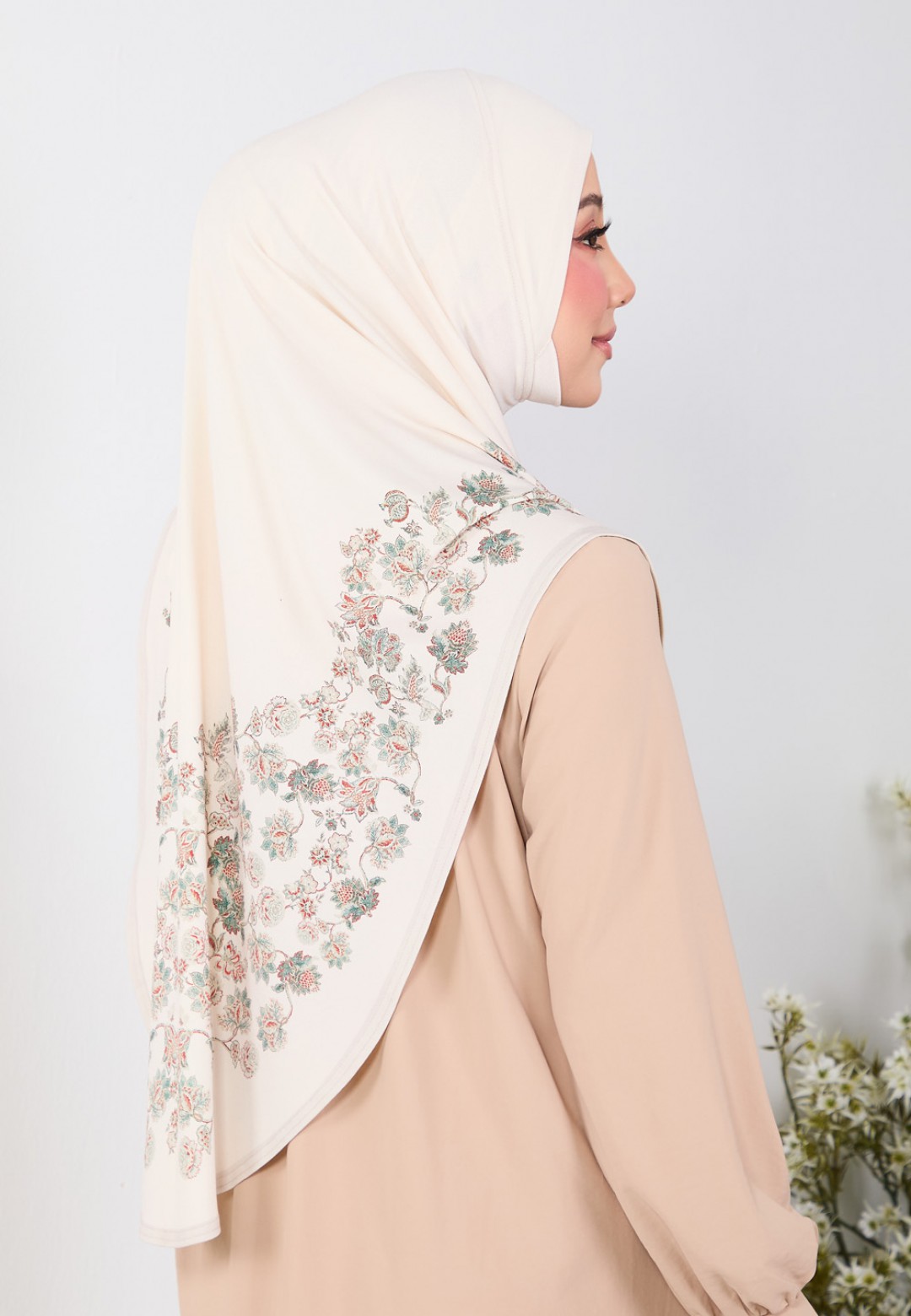 TIARA SARYNA PTD S/A LABUH