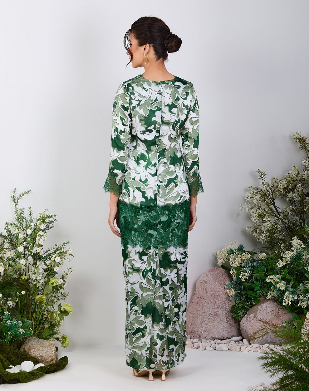 JEHAN BAJU KURUNG