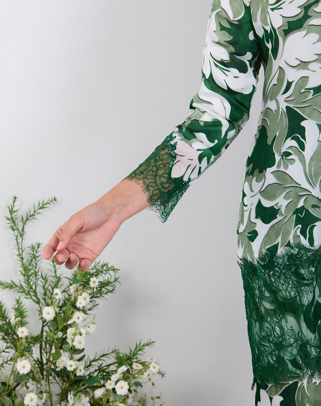JEHAN BAJU KURUNG