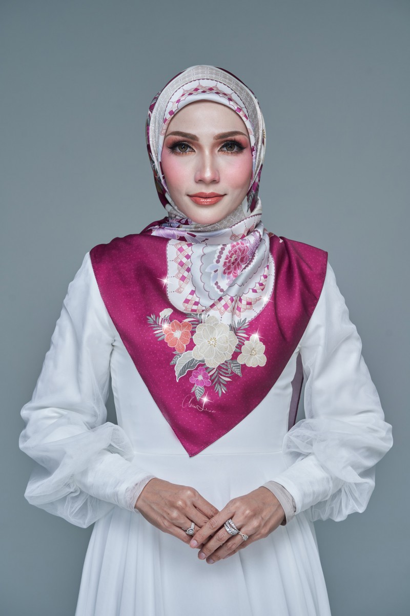 SQUARE ANGGUN PRINTED DIAMOND 279